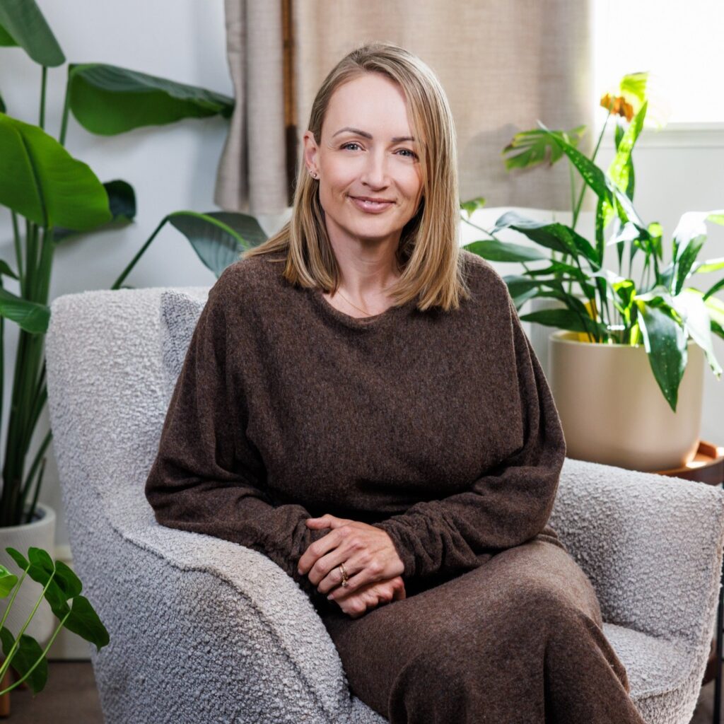 Sarah_square_LRes_003_Headway_260922_StaffPortraits_Retouched_copy