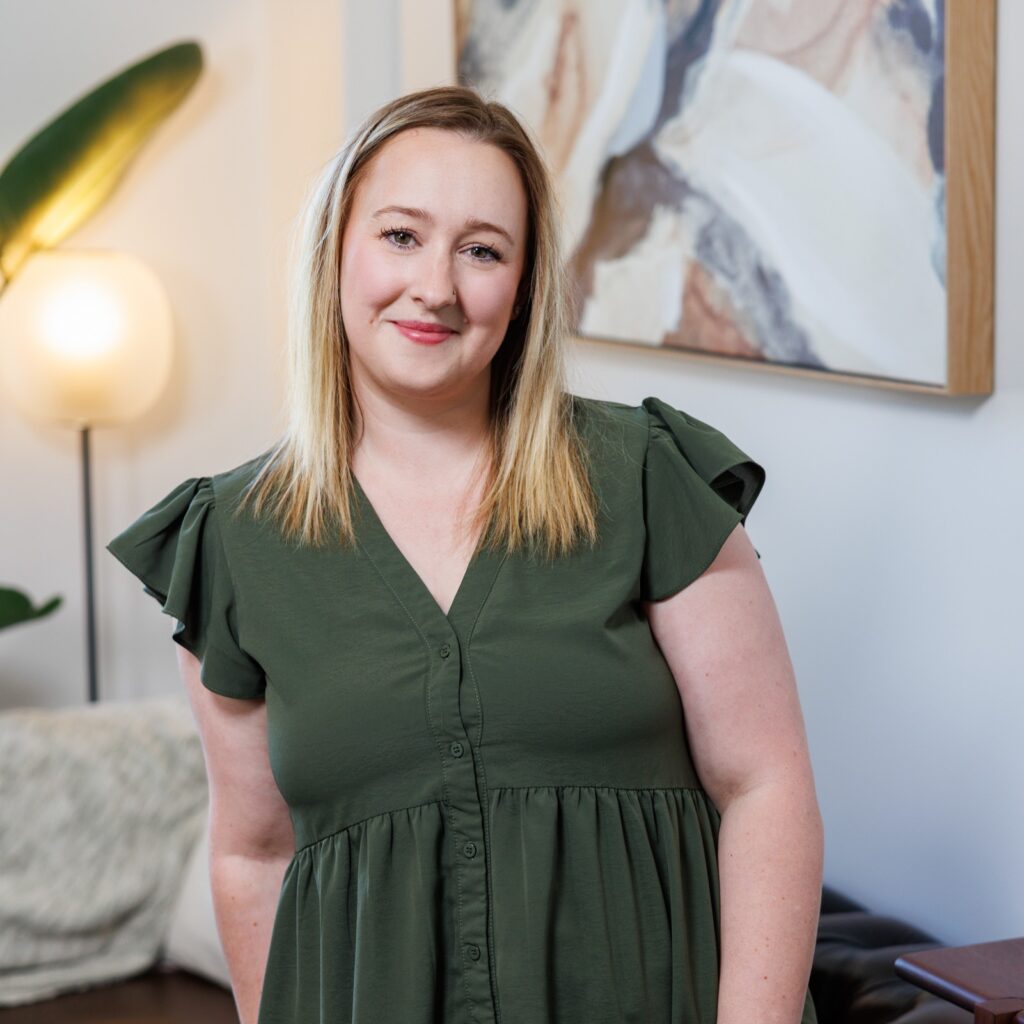 Bryony_square_LRes_057_Headway_ShentonPark_260910_StaffPortraits copy